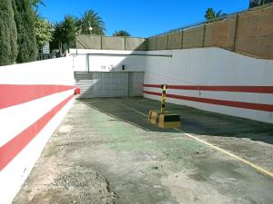 Your Luxurious Home Near The Dunes!