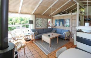 2 Bedroom Lovely Home In Samsø