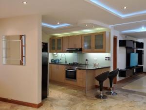 ELEGANTE SUITE CUMBAYA QUITO