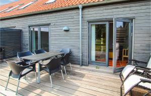 2 Bedroom Amazing Apartment In Samsø