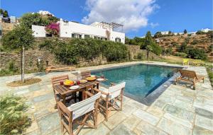 Lovely Home In Sifnos With Wifi