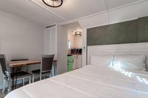 Cozy Cabin in a rural setting (#10) In Temple, NH