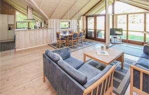 Lovely Home In Samsø With Wifi