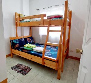 TripleJS Corner House