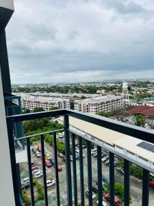 OneTiago Staycation - Spring Residences Paranaque