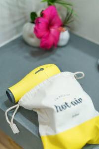 Tiki Tiki - Gorgeous Boho Beach Hideaway!