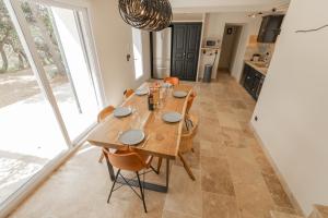 Villas La Bastide Blanche au coeur des vignes Maison MIP : photos des chambres