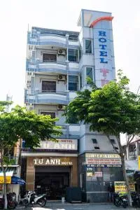 Khách Sạn Tú Anh - 白马市