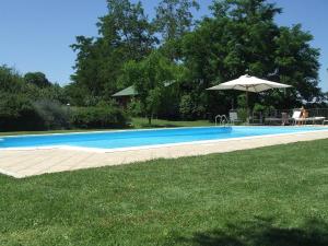 Green House - Blue House