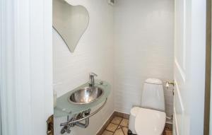 Cozy Home In Samsø With Wifi