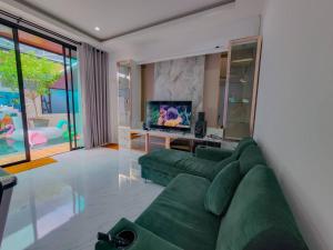 วาญ่า พูลวิลล่า สัตหีบ