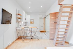 Orchid&Sakura studios Kamppi