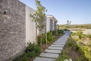 Benguela Cove - Coastal Retreat