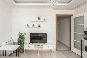 İstanbulun merkezinde Cevahir AVM karşısı 1+1 yeni ev