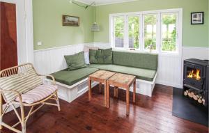 2 Bedroom Cozy Home In Samsø