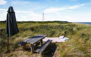 2 Bedroom Cozy Home In Samsø