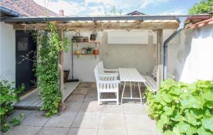 3 Bedroom Awesome Home In Samsø