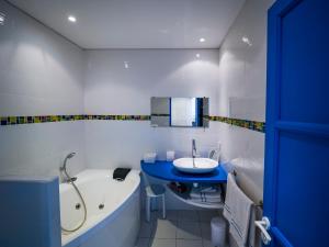 B&B / Chambres d'hotes Maison d'hote Iparra- Pays Basque : photos des chambres