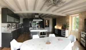 Appartements Chambres a la Ferme de Pouzatel proche Bonaguil : photos des chambres