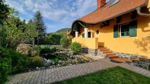 Bed & Badacsony - 鲍道乔尼特尔代米茨