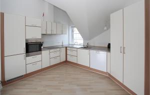 3 Bedroom Gorgeous Apartment In Samsø
