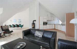 3 Bedroom Gorgeous Apartment In Samsø