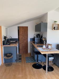 Latelier de la Bergerie - L’ Ardèche - Via Rhona