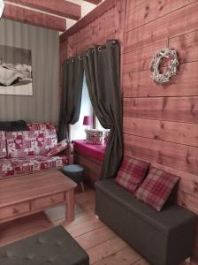 Chalets La Ferme d'Henriette, a Samoens : photos des chambres