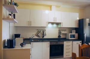 Townhouse El Sultan, 6 Sleeps, Wi-Fi & Tv package