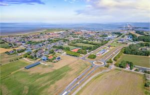 3 Bedroom Lovely Home In Den Oever