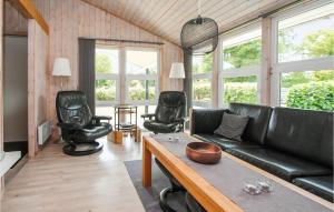 2 Bedroom Lovely Home In Samsø