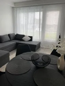 Kaksio vuoreksessa - 康阿斯阿拉