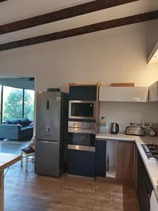 Casa del bosque en la ciudad