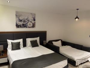 Apart Hotel & spa Zoned II, Kopaonik, apartman Lukač - special benifit Children up to 17 of age accompanied by two adutls staj for free! FREE PARKING!