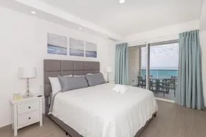 Brand New Contemporary 2 BD Oceanfront Condo at Encantame Towers Verano E302 - Playa Encanto