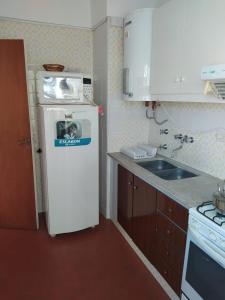 Departamento en Mar del Plata, excelente ubicación, pleno centro, 3 habitaciones, solo grupo familiar, no se permiten grupo de jóvenes