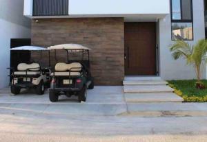 Casa Moderna de 4 Pisos Con Rooftop Vista Al Mar