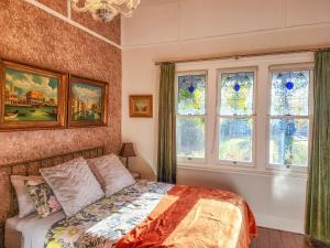 Elroma, a grand Federation house in Hepburn Springs