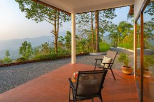 La Grove 2BHK with Stunning View - Kannur
