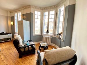 Appartements LE VIKING DOUILLET - Proche Thermes & Parcs - Parking a 50m : photos des chambres