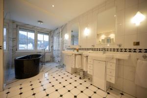 Luxury Penthouse Suite room in Hotel Admiral am Kurpark
