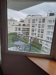 Appartements Studio With Balcony In Issy Les Moulineaux : photos des chambres