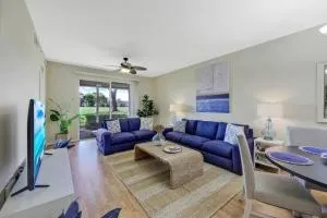 Beautiful 2 bedroom condo w/ Golf Membership Included - Orangetree