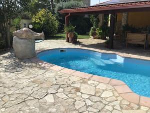 Apartment in Villa, Beach 3 minutes walk, spiaggia 3 minuti a piedi