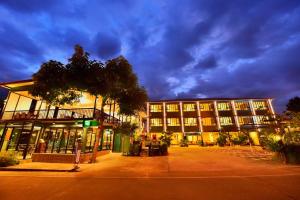 Evergreen Hill Resort