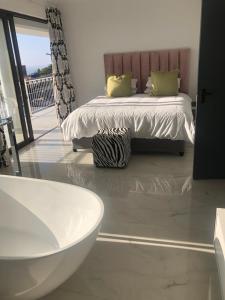 Sibani@ Dolphin coast