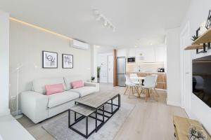 WintowinRentals Exclusivo ático cerca de la playa.