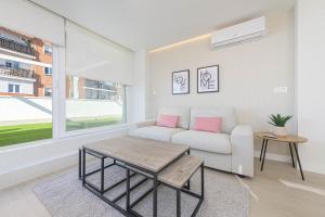 WintowinRentals Exclusivo ático cerca de la playa.