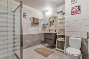 Appartements Gite Vent Autan - Holiday Home Vent Autan : photos des chambres