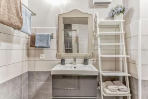 Appartements Gite Vent Autan - Holiday Home Vent Autan : photos des chambres